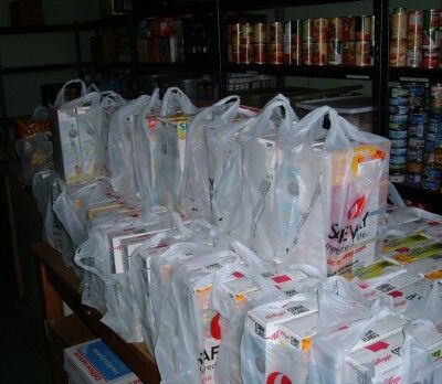 Tri-valley food pantry donation